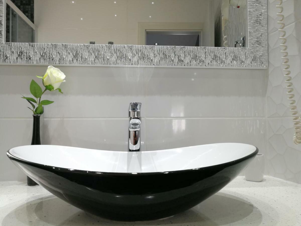 Palladium II City Center Apartments Makarska Buitenkant foto