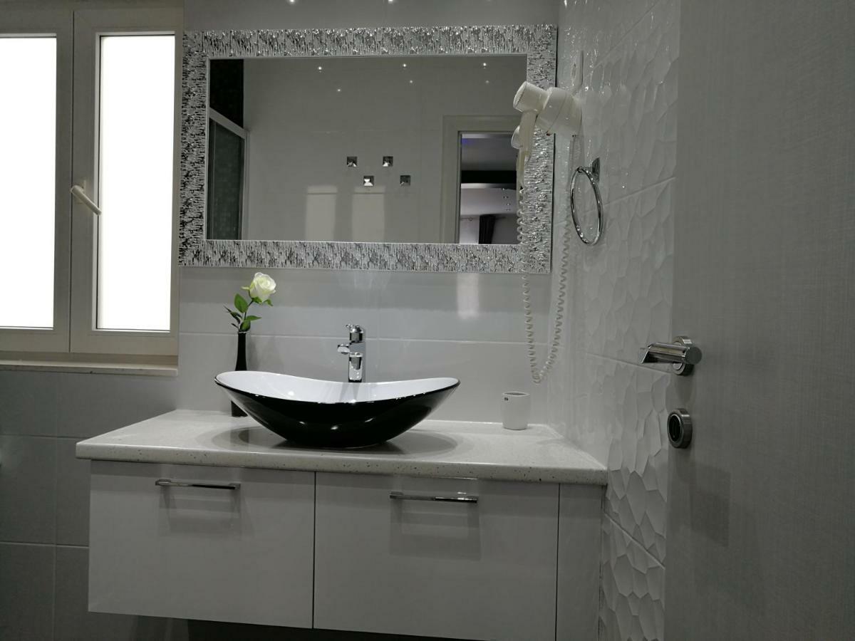 Palladium II City Center Apartments Makarska Buitenkant foto